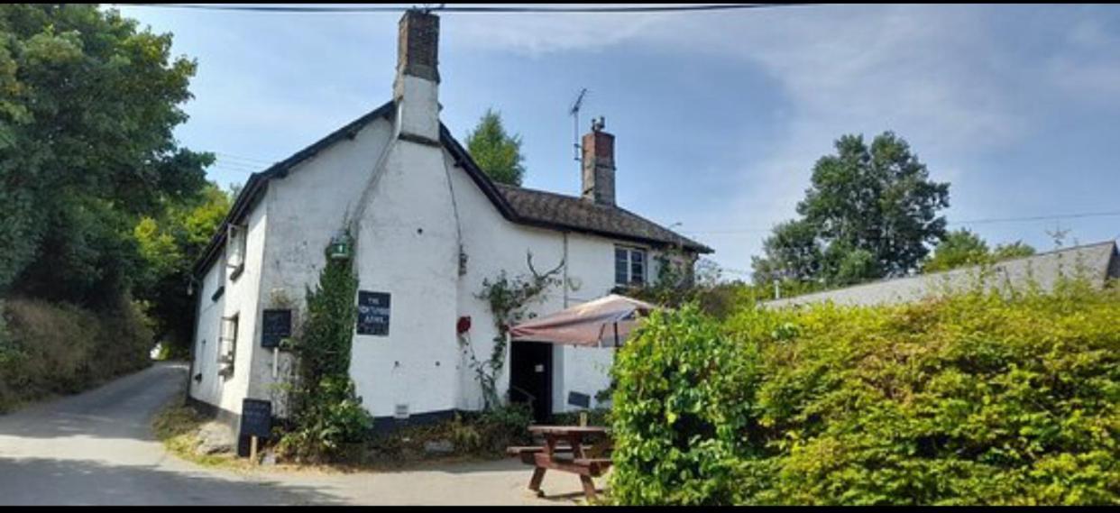 The Northmore Arms Throwleigh ภายนอก รูปภาพ
